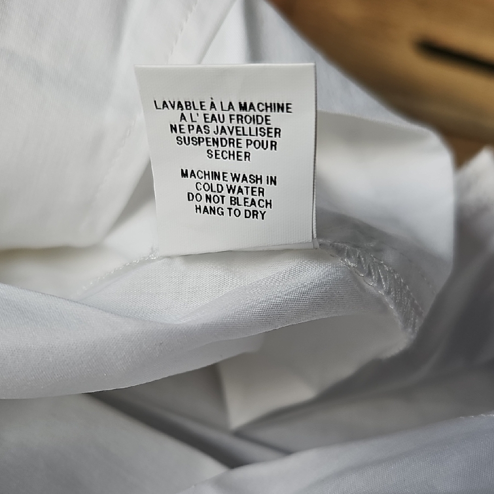 Women's Classic White Tunic Shirt With Stretch - Picture 5 of 5